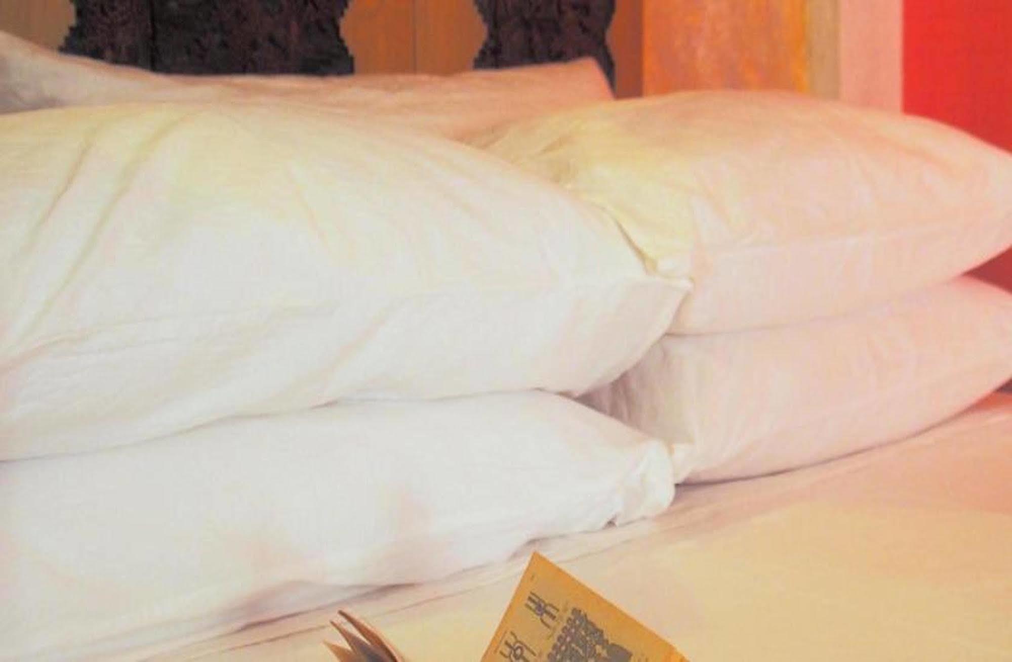 Bric-A-Brac Otel Battambang Dış mekan fotoğraf