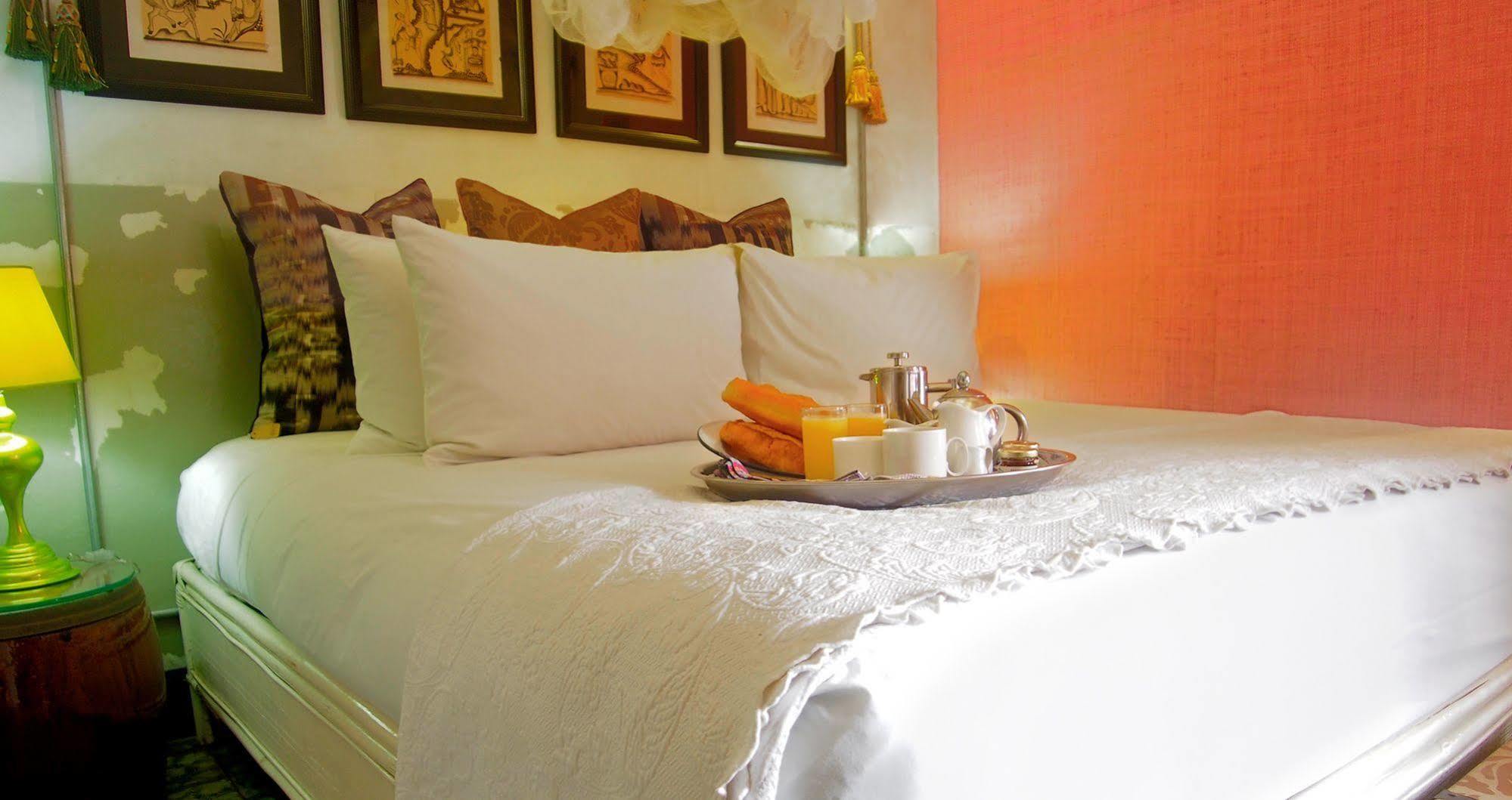 Bric-A-Brac Otel Battambang Dış mekan fotoğraf
