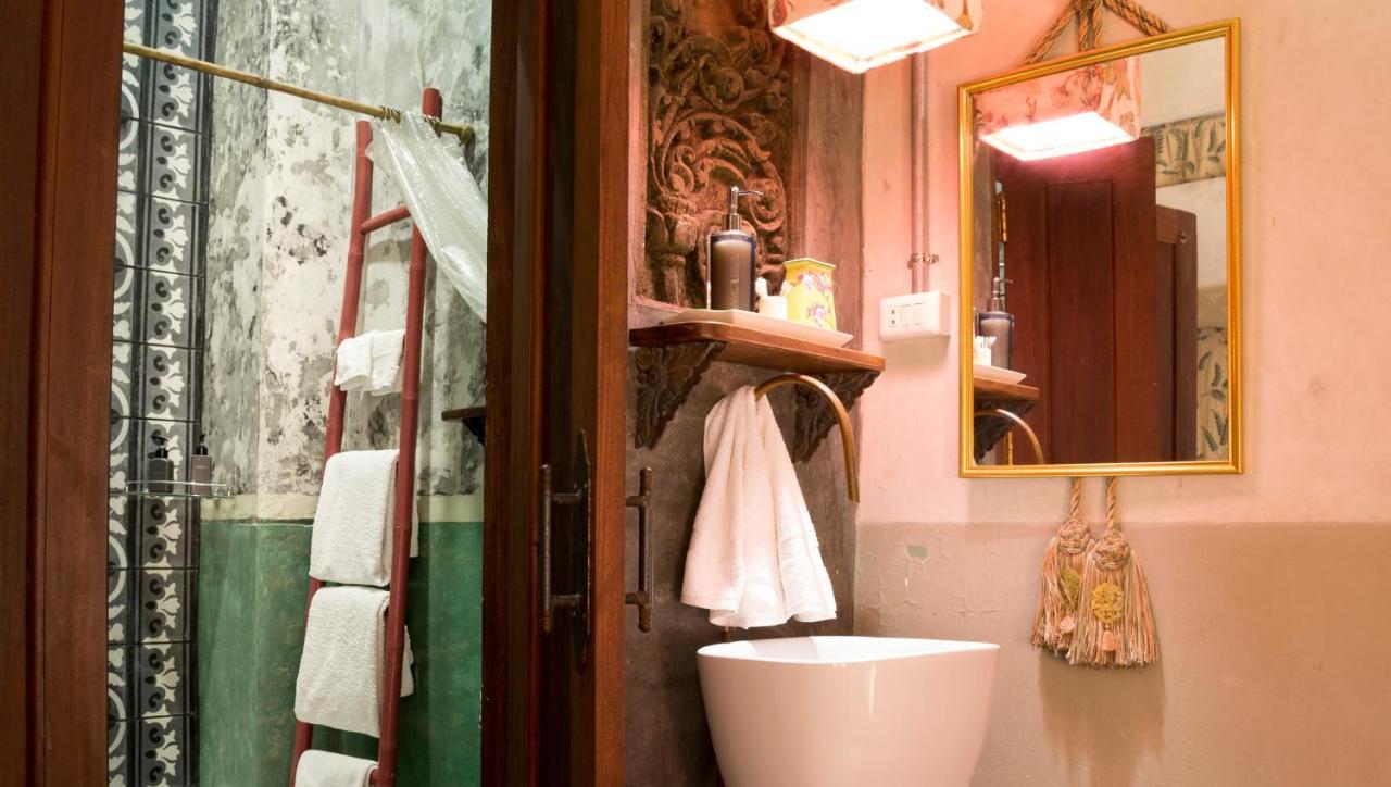 Bric-A-Brac Otel Battambang Dış mekan fotoğraf